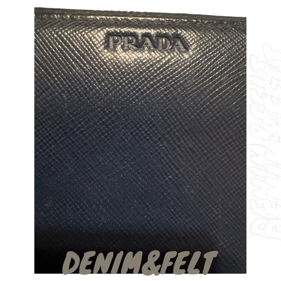 💙Prada Navy Blue Saffiano Leather Long Zip Around Wallet | PRELOVED!!💙 - Picture 8 of 9
